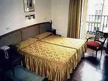 Paris Hotel Madrid
